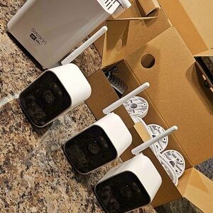 Swann MaxRanger 4k Mini Long Range WiFi Security Camera System